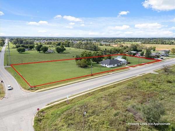 2.79 Acres of Improved Commercial Land for Sale in Lowell, Arkansas