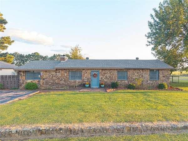 10 Acres of Residential Land with Home for Sale in Charleston, Arkansas