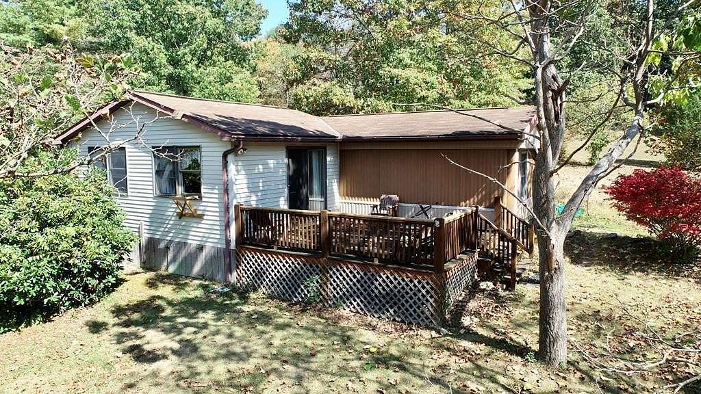 10.8 Acres of Recreational Land with Home for Sale in Mapleton, Pennsylvania