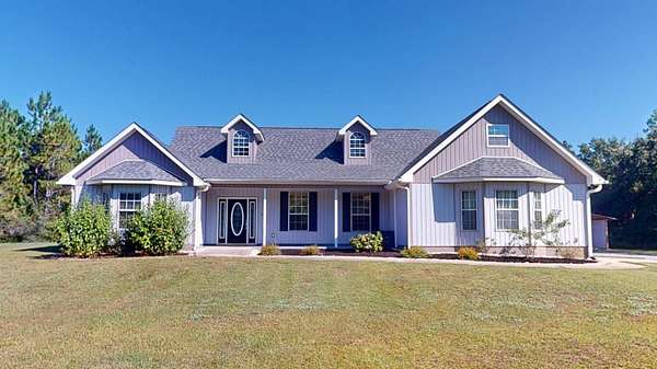 2.15 Acres of Residential Land with Home for Sale in Milton, Florida