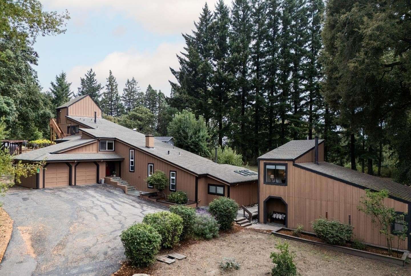 2.81 Acres of Residential Land with Home for Sale in Los Gatos, California