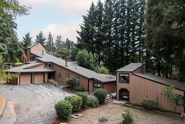 2.81 Acres of Residential Land with Home for Sale in Los Gatos, California