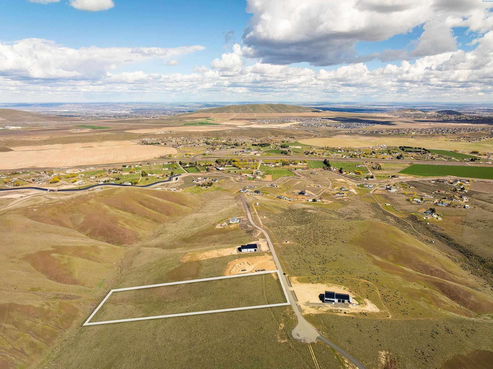 5 Acres of Residential Land for Sale in Benton City, Washington