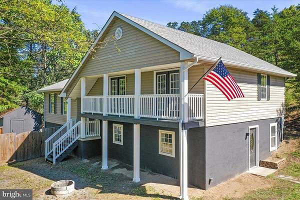 3.38 Acres of Residential Land with Home for Sale in Berkeley Springs, West Virginia