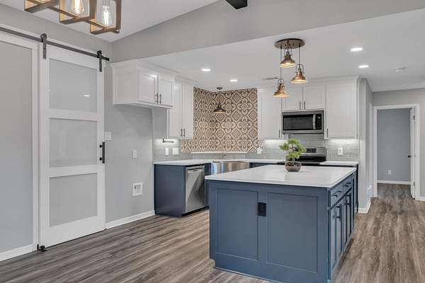 7 Acres of Residential Land with Home for Sale in Kilgore, Texas