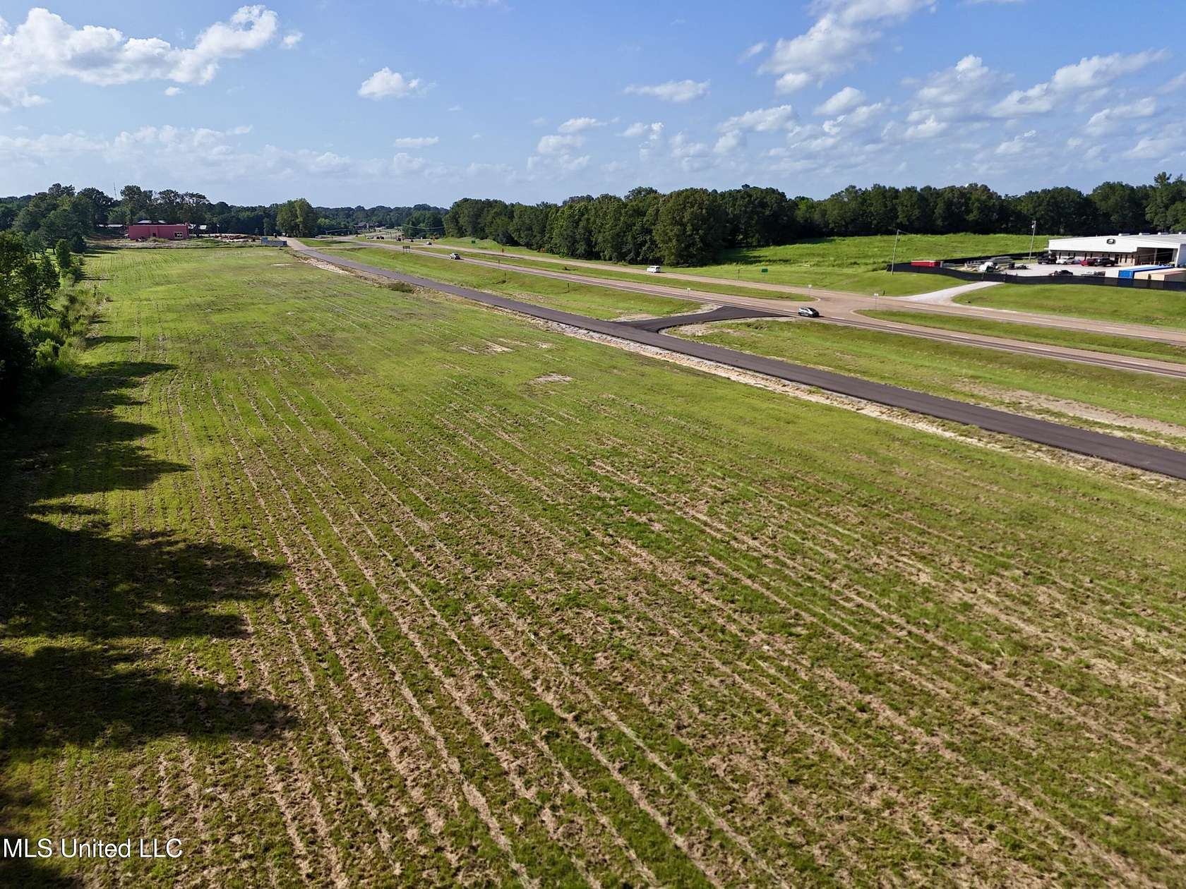 8.63 Acres of Commercial Land for Sale in Flora, Mississippi