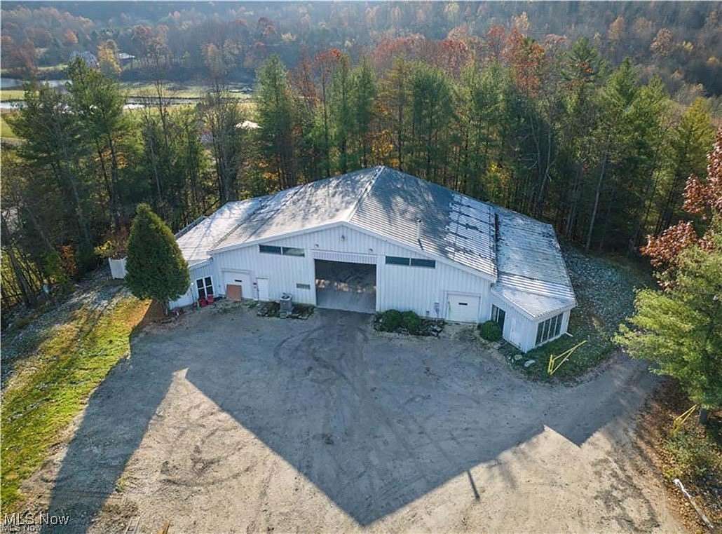 8 Acres of Mixed-Use Land for Lease in Mineral City, Ohio