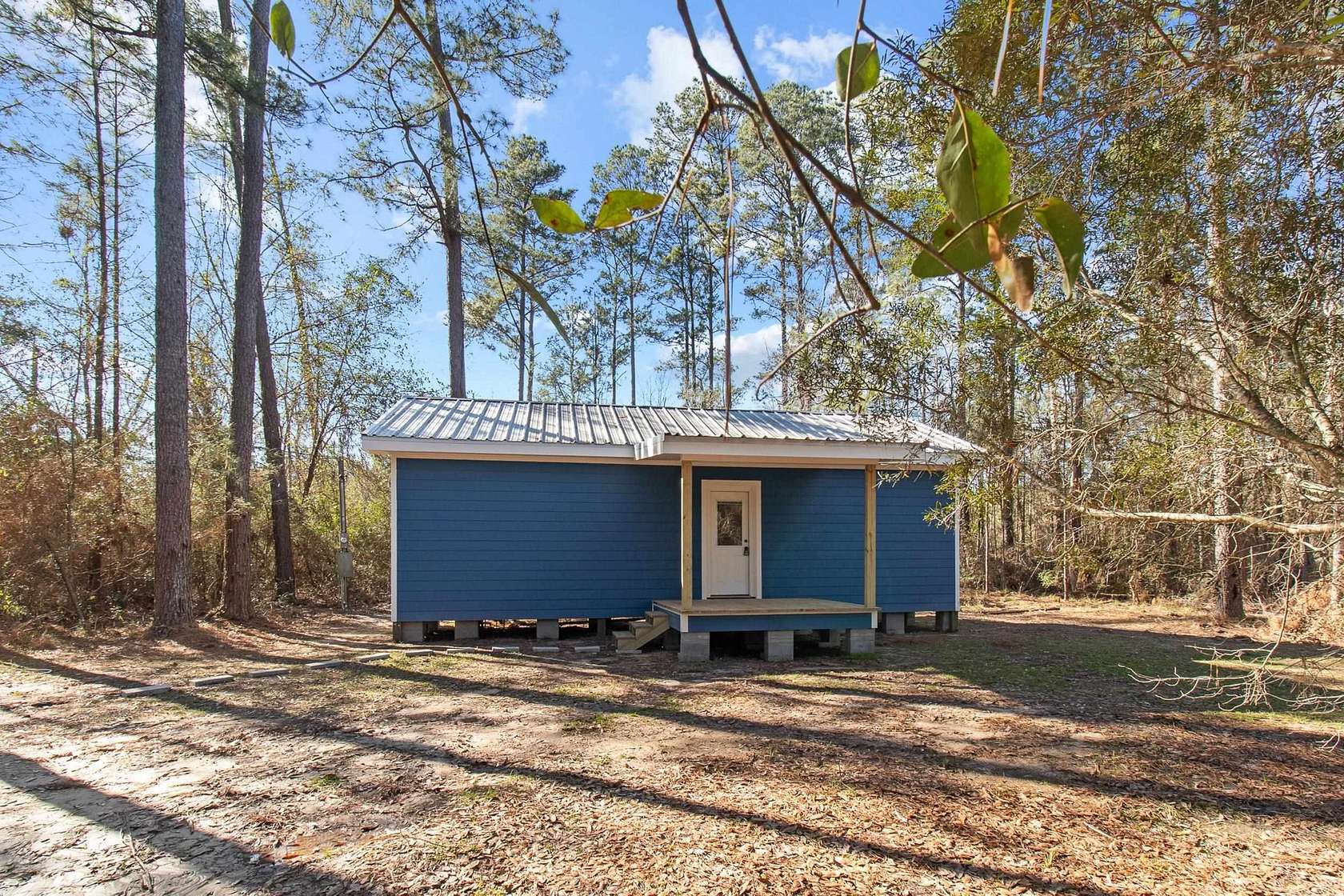 2.47 Acres of Residential Land with Home for Sale in Buna, Texas