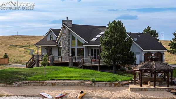 35 Acres of Recreational Land with Home for Sale in Larkspur, Colorado