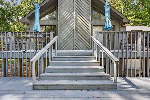 38.2 Acres of Land with Home for Sale in Clarksville, Tennessee