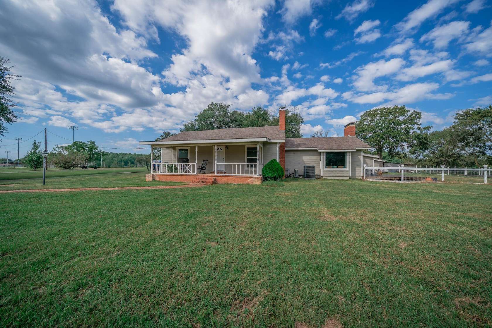 6.29 Acres of Land with Home for Sale in Jacksonville, Texas