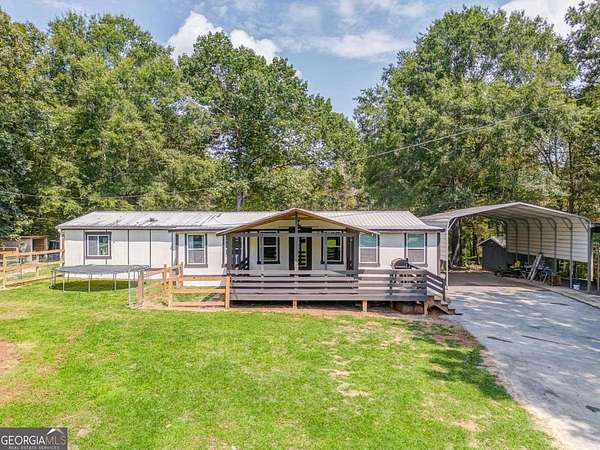 2 Acres of Residential Land with Home for Sale in Resaca, Georgia