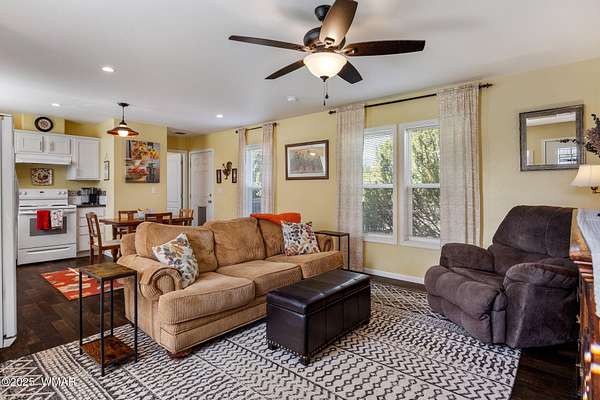 1.73 Acres of Residential Land with Home for Sale in Vernon, Arizona