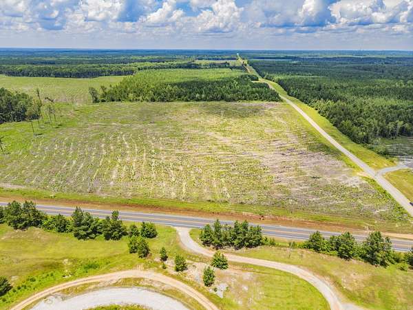 8 Acres of Land for Sale in Grapevine, Arkansas