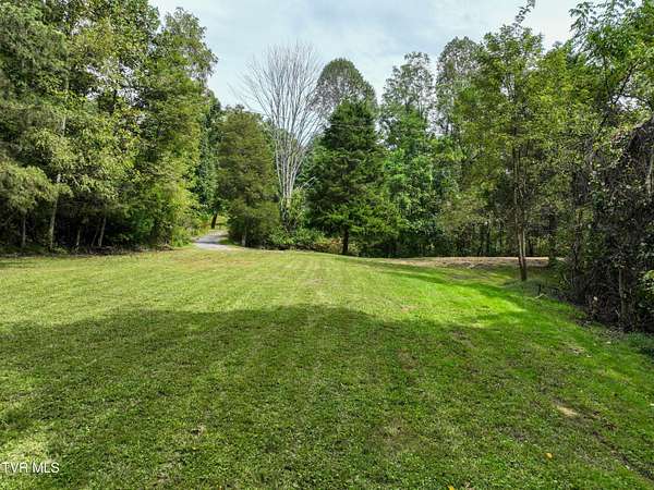 4 Acres of Residential Land for Sale in Abingdon, Virginia