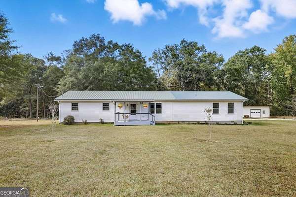 1.79 Acres of Residential Land with Home for Sale in Hull, Georgia