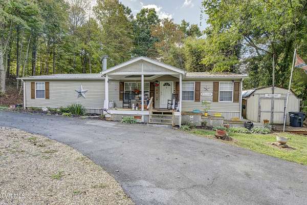 6.65 Acres of Residential Land with Home for Sale in Kingsport, Tennessee