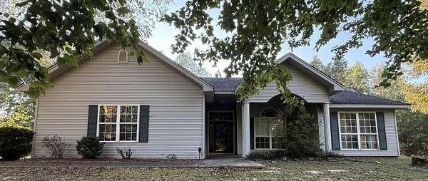 3 Acres of Residential Land with Home for Sale in Arkadelphia, Arkansas