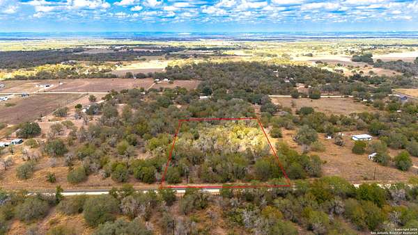 3.52 Acres of Residential Land for Sale in Somerset, Texas