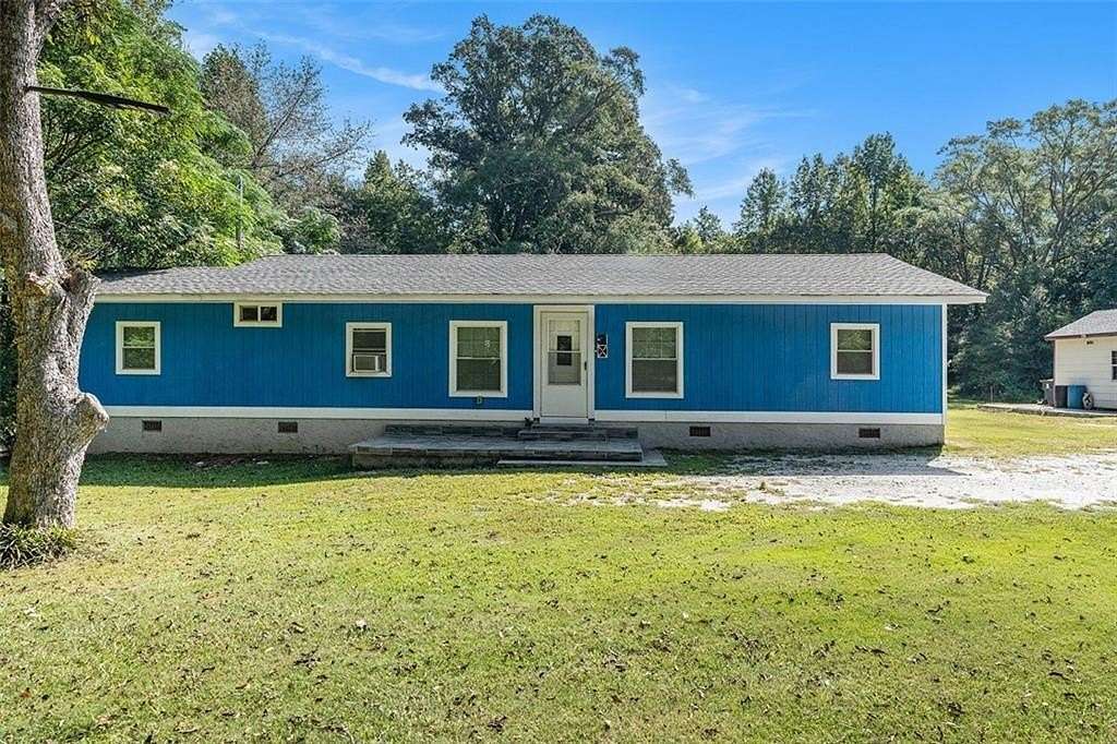 1.5 Acres of Residential Land with Home for Sale in Griffin, Georgia