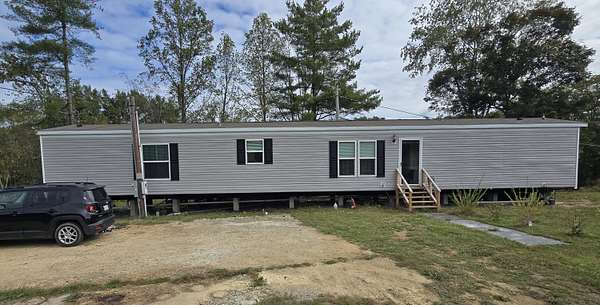 3.43 Acres of Residential Land with Home for Sale in Girdler, Kentucky