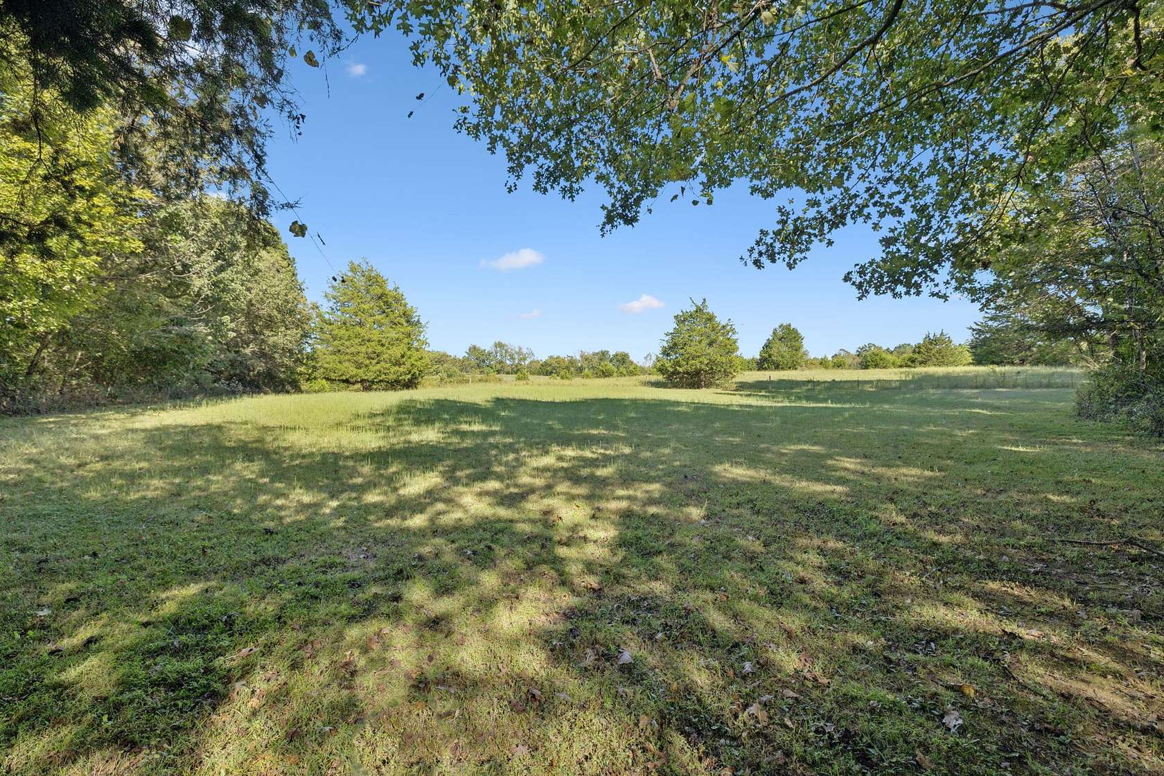 10.6 Acres of Land for Sale in Eagleville, Tennessee