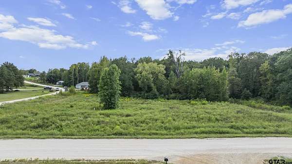 2.25 Acres of Residential Land for Sale in Winona, Texas