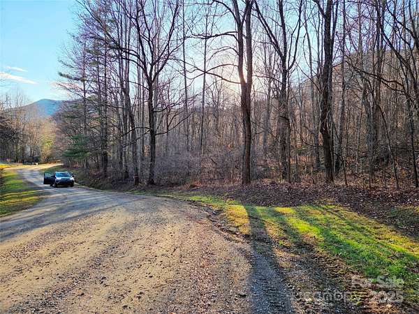 1.42 Acres of Residential Land for Sale in Waynesville, North Carolina