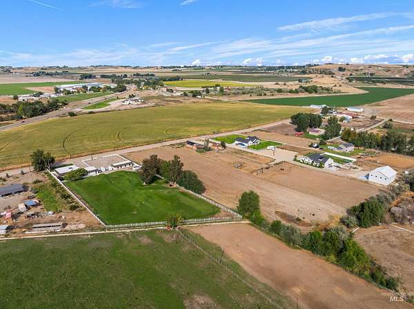 1.25 Acres of Land for Sale in Wilder, Idaho