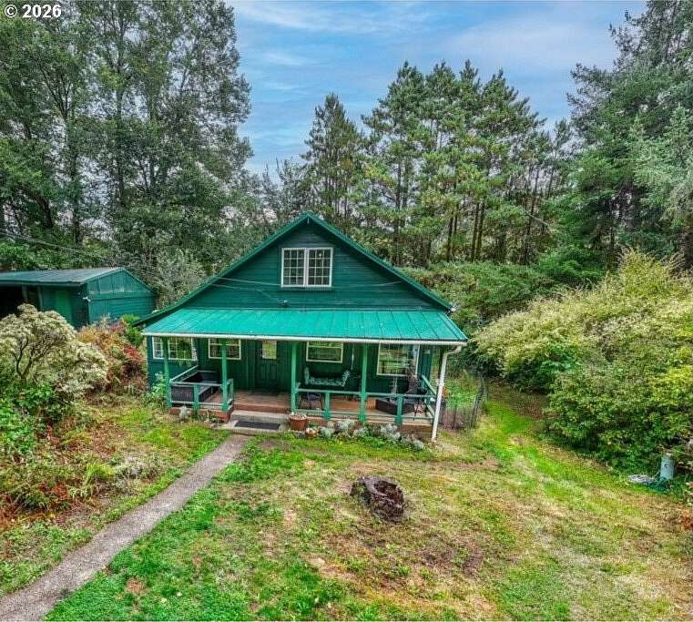 1.57 Acres of Residential Land with Home for Sale in Toledo, Oregon