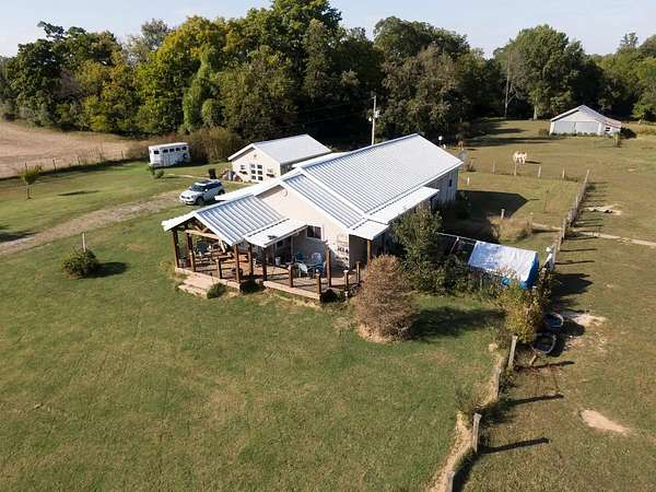 10 Acres of Land with Home for Sale in Crossville, Illinois
