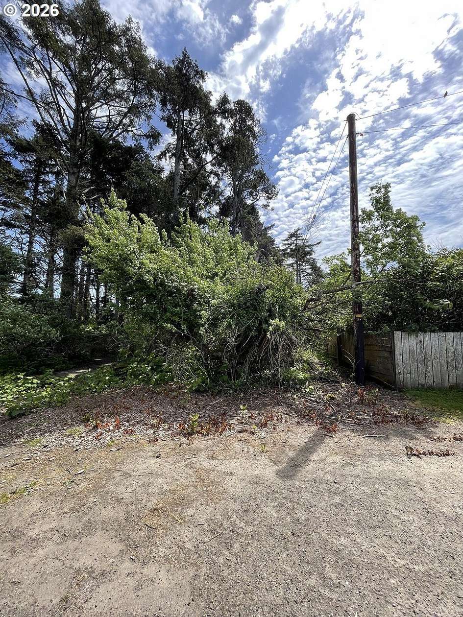 0.06 Acres of Land for Sale in Rockaway Beach, Oregon