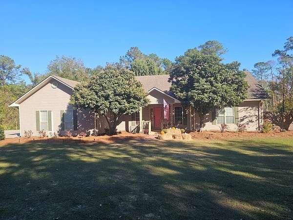 1.6 Acres of Residential Land with Home for Sale in Lakeland, Georgia
