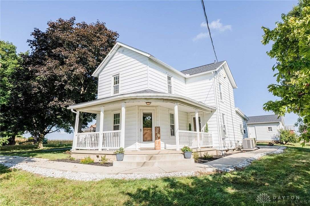 29.2 Acres of Agricultural Land with Home for Sale in Farmersville, Ohio