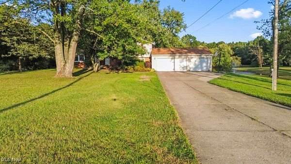 10.7 Acres of Land with Home for Sale in New Springfield, Ohio