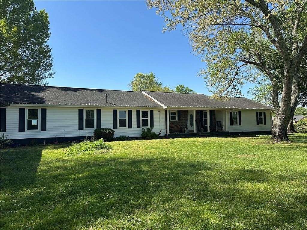 5.66 Acres of Residential Land with Home for Sale in Dacula, Georgia