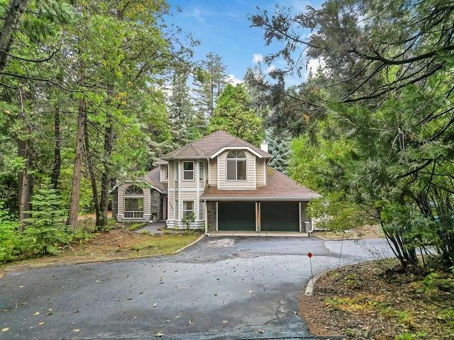 1.7 Acres of Land with Home for Sale in Mount Shasta, California