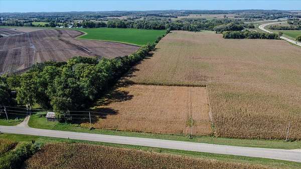 2.5 Acres of Residential Land for Sale in Cambridge, Wisconsin