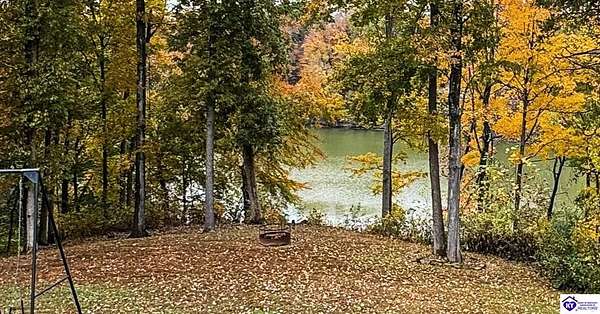 8.59 Acres of Land with Home for Sale in Cub Run, Kentucky