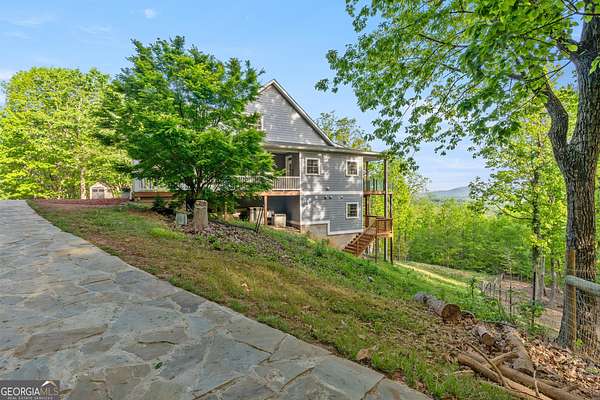 6 Acres of Residential Land with Home for Sale in Cleveland, Georgia