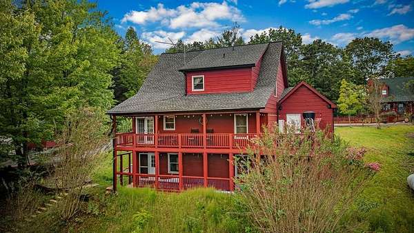 10 Acres of Land with Home for Sale in Ellijay, Georgia