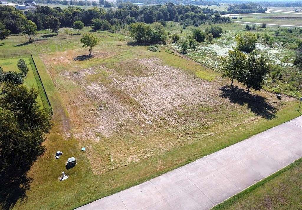 1.69 Acres of Residential Land for Sale in Wills Point, Texas
