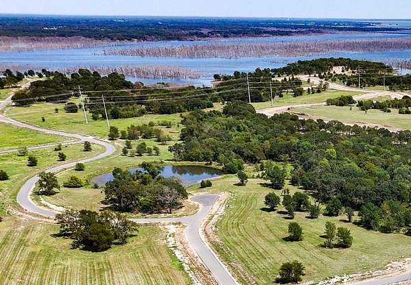 1.6 Acres of Residential Land for Sale in Dodd City, Texas