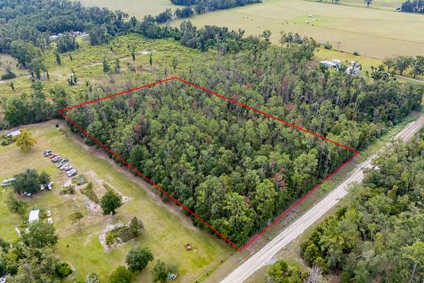5 Acres of Land for Sale in Live Oak, Florida