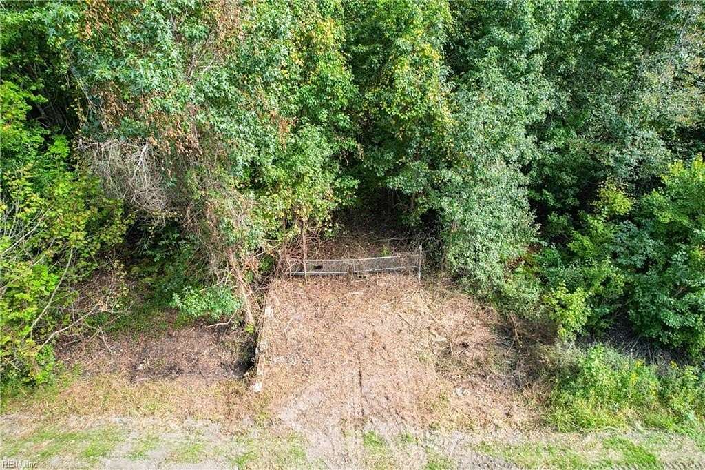 2.5 Acres of Land for Sale in Chesapeake, Virginia