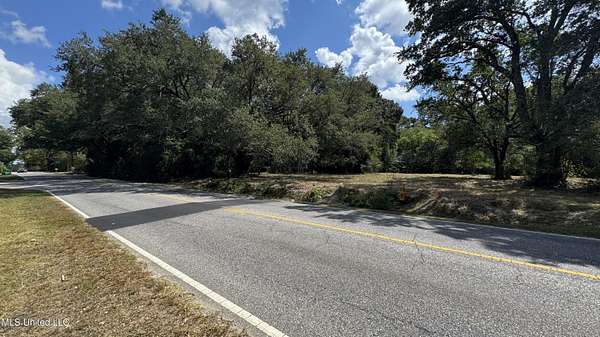 1.6 Acres of Residential Land for Sale in Gulfport, Mississippi