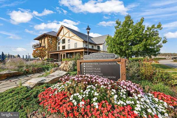 3 Acres of Residential Land with Home for Sale in Leesburg, Virginia