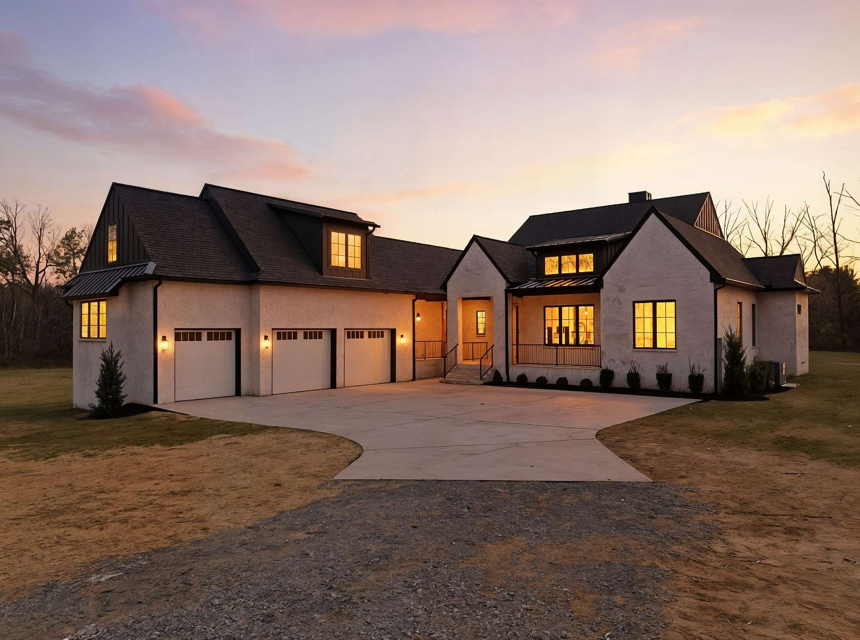 5 Acres of Residential Land with Home for Sale in Cottontown, Tennessee