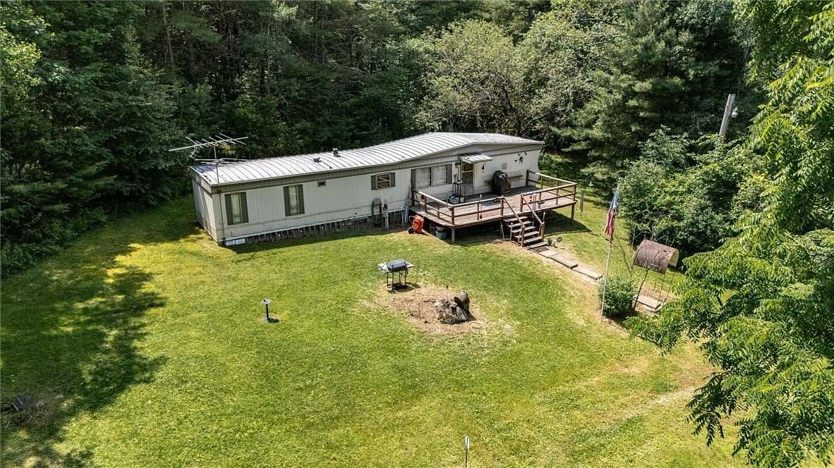 7 Acres of Improved Residential Land for Sale in Hammondsport, New York