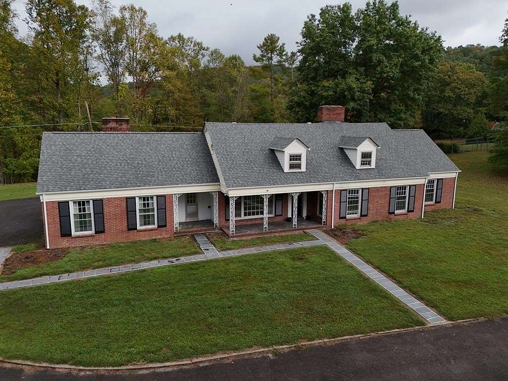 1.78 Acres of Residential Land with Home for Sale in Cedar Bluff, Virginia